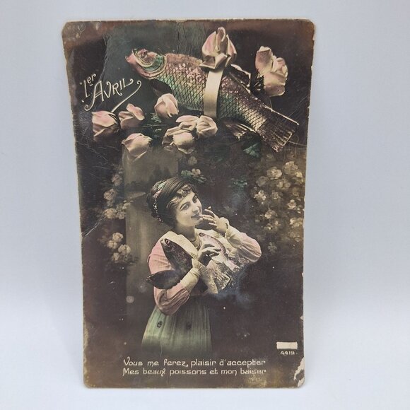 Antique French Postcard 1er Avril Humor Romantic Designed Printed In France 1919 - Picture 1 of 5